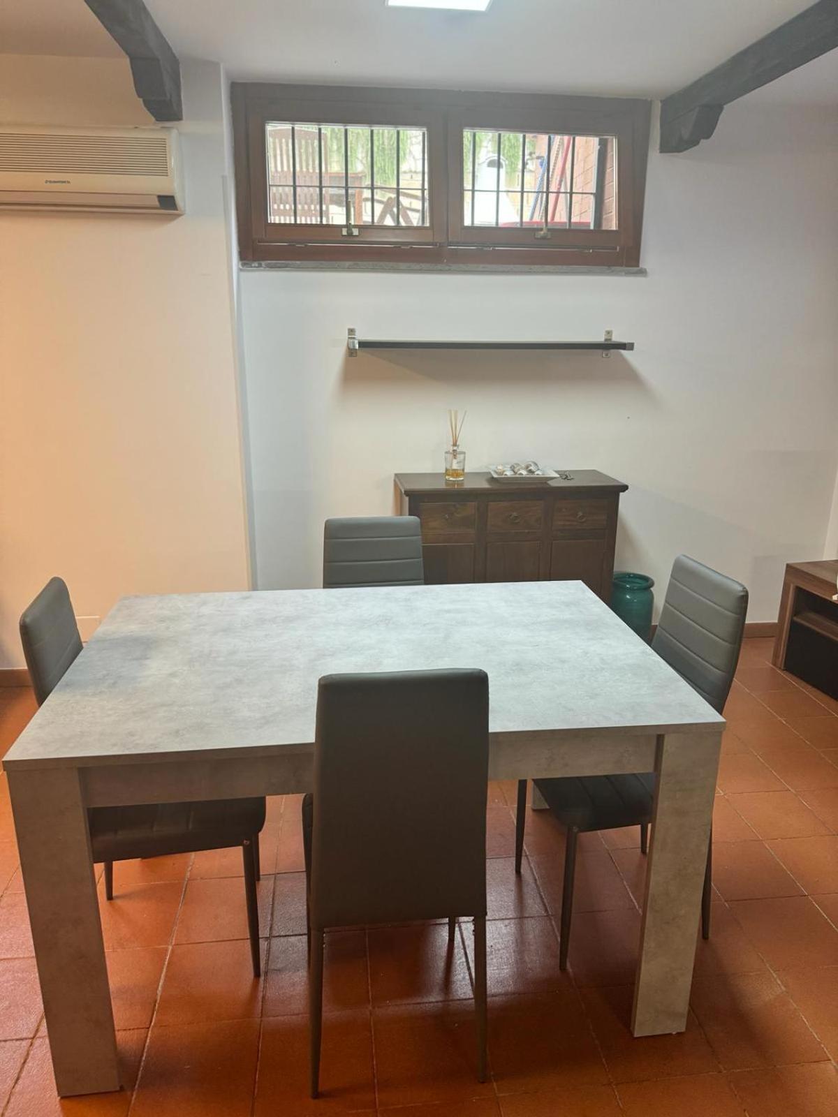 Hotel Dolcevita Eur 2 Luxury Rom Exterior foto