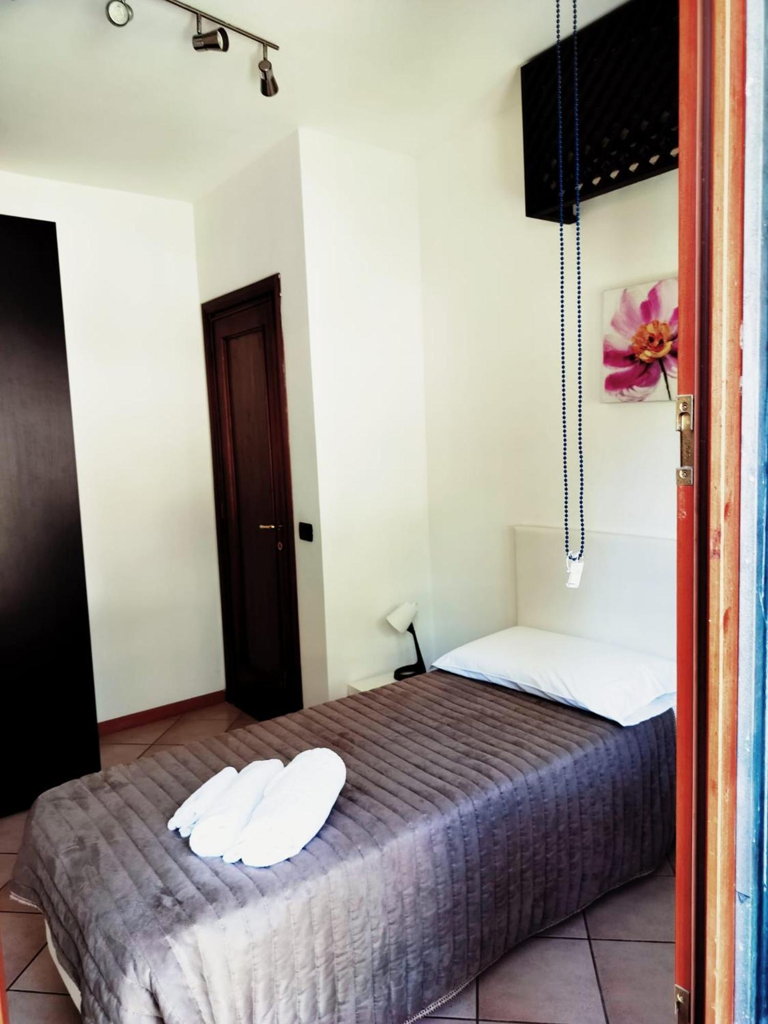 Hotel Dolcevita Eur 2 Luxury Rom Exterior foto